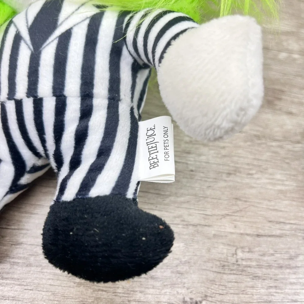 Fetch for Pets add spooky‑cute